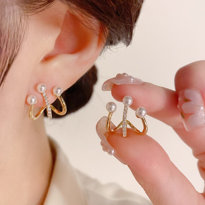 LATS 2022 New Design Irregular U-shaped Gold Color Earrings for Woman Korean Crystal Fashion Jewelry Unusual Accessories Girls